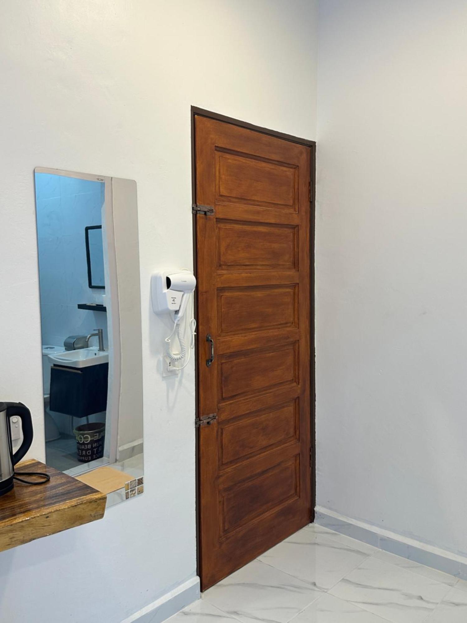 Guest House Gua Kelam Kaki Bukit Екстериор снимка