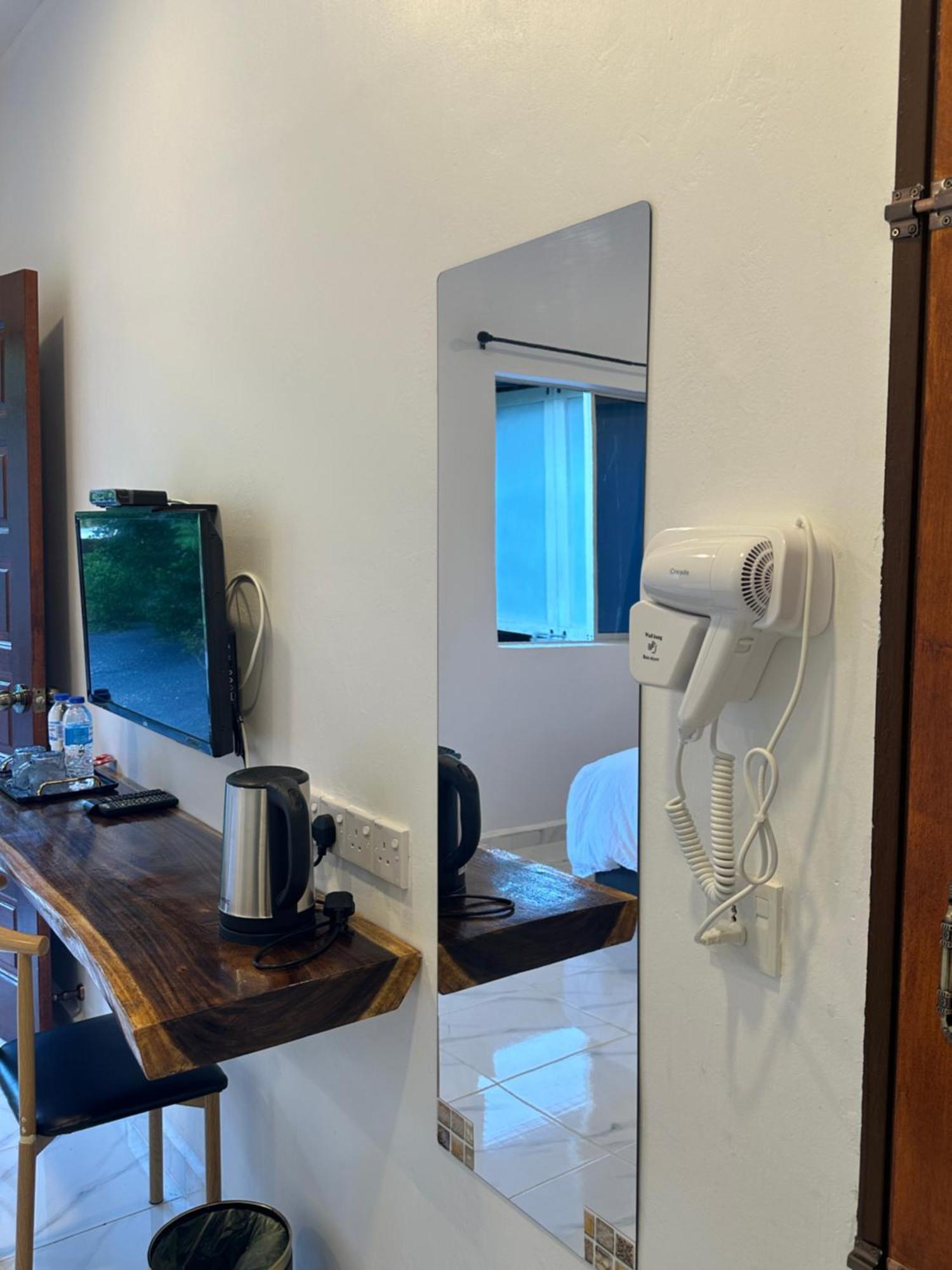 Guest House Gua Kelam Kaki Bukit Екстериор снимка